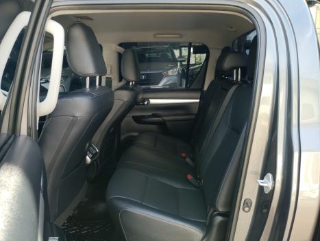 TOYOTA Hilux Caminhonete 2.8 16V SRX 4X4 DIESEL CABINE DUPLA AUTOM�TICO, Foto 10