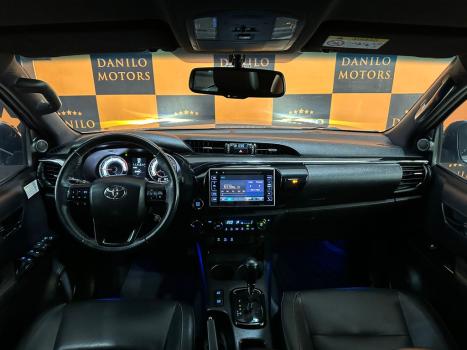 TOYOTA Hilux Caminhonete 2.8 16V SRX 50 ANOS 4X4 TURBO DIESEL CABINE DUPLA AUTOM�TICO, Foto 10