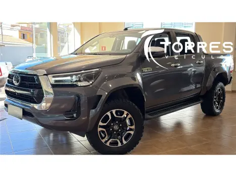 TOYOTA Hilux Caminhonete 2.8 16V SRV 4X4 DIESEL CABINE DUPLA AUTOM�TICO, Foto 1