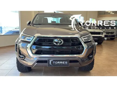 TOYOTA Hilux Caminhonete 2.8 16V SRV 4X4 DIESEL CABINE DUPLA AUTOM�TICO, Foto 2