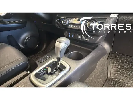 TOYOTA Hilux Caminhonete 2.8 16V SRV 4X4 DIESEL CABINE DUPLA AUTOM�TICO, Foto 14
