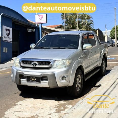 TOYOTA Hilux Caminhonete 2.7 16V 4P SR CABINE DUPLA, Foto 2