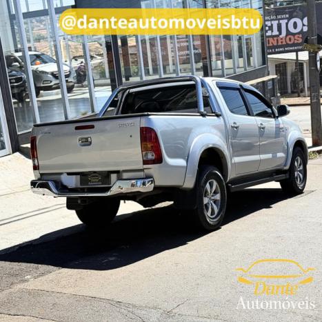 TOYOTA Hilux Caminhonete 2.7 16V 4P SR CABINE DUPLA, Foto 3