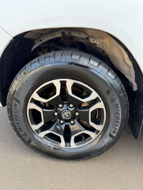 TOYOTA Hilux Caminhonete 2.8 16V SRV 4X4 DIESEL CABINE DUPLA AUTOM�TICO, Foto 13
