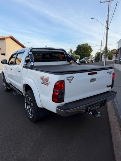 TOYOTA Hilux Caminhonete 3.0 4P 4X4 SRV TURBO DIESEL CABINE DUPLA, Foto 3