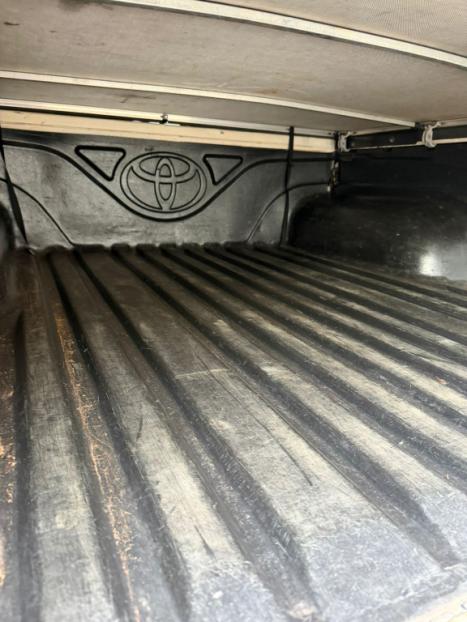 TOYOTA Hilux Caminhonete 3.0 4P 4X4 SRV TURBO DIESEL CABINE DUPLA, Foto 6