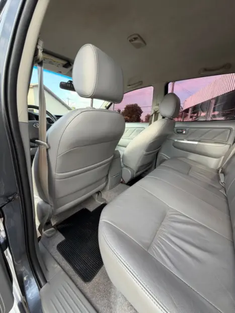 TOYOTA Hilux Caminhonete 3.0 16V 4P 4X4 SRV TURBO DIESEL CABINE DUPLA AUTOM�TICO, Foto 13