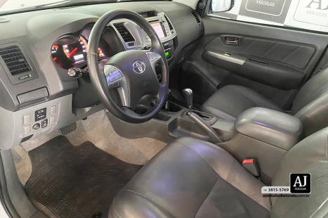 TOYOTA Hilux Caminhonete 2.7 16V 4P SRV FLEX 4X4  CABINE DUPLA AUTOM�TICO, Foto 9