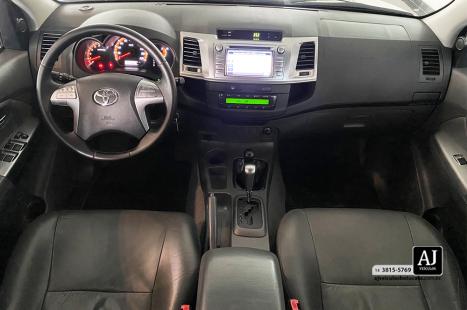 TOYOTA Hilux Caminhonete 2.7 16V 4P SRV FLEX 4X4  CABINE DUPLA AUTOM�TICO, Foto 10