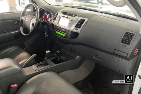 TOYOTA Hilux Caminhonete 2.7 16V 4P SRV FLEX 4X4  CABINE DUPLA AUTOM�TICO, Foto 11