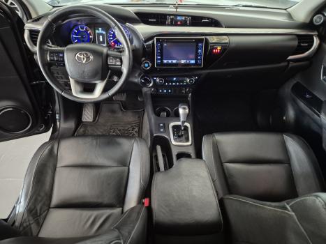 TOYOTA Hilux Caminhonete 2.8 16V SRX 4X4 TURBO DIESEL CABINE DUPLA AUTOM�TICO, Foto 11