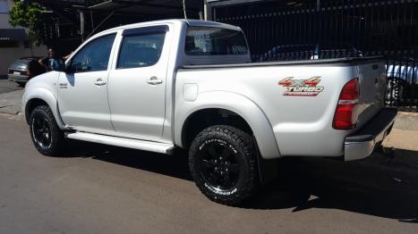 TOYOTA Hilux Caminhonete 3.0 16V 4P 4X4 SRV TURBO DIESEL CABINE DUPLA AUTOM�TICO, Foto 3