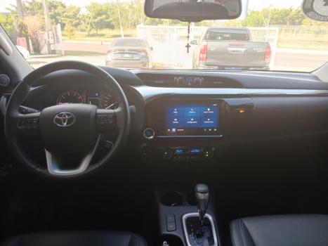 TOYOTA Hilux Caminhonete 2.8 16V SRV 4X4 DIESEL CABINE DUPLA AUTOM�TICO, Foto 13