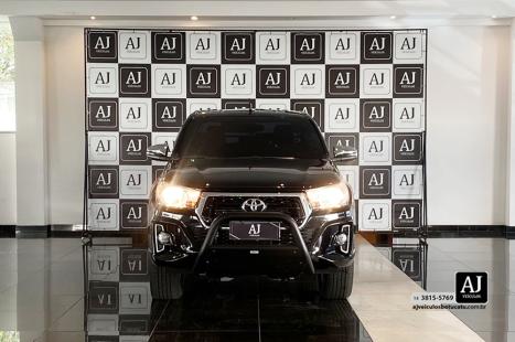 TOYOTA Hilux Caminhonete 2.8 16V SRV 4X4 DIESEL CABINE DUPLA AUTOM�TICO, Foto 2