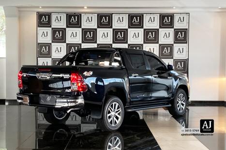 TOYOTA Hilux Caminhonete 2.8 16V SRV 4X4 DIESEL CABINE DUPLA AUTOM�TICO, Foto 8