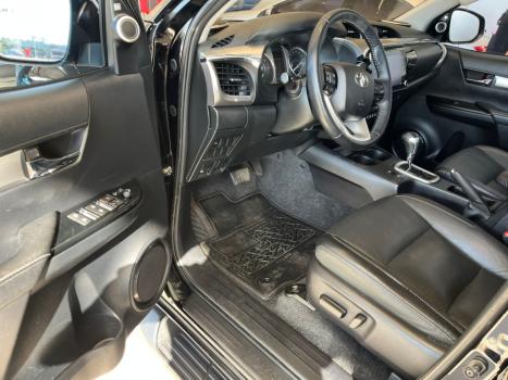 TOYOTA Hilux Caminhonete 2.8 16V SRX 4X4 DIESEL CABINE DUPLA AUTOM�TICO, Foto 9