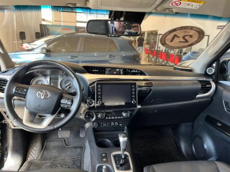 TOYOTA Hilux Caminhonete 2.8 16V SRX 4X4 DIESEL CABINE DUPLA AUTOM�TICO, Foto 11