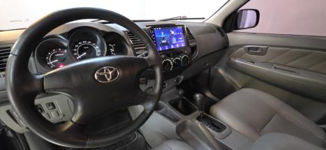 TOYOTA Hilux Caminhonete 3.0 4P 4X4 SRV TURBO DIESEL CABINE DUPLA AUTOM�TICO, Foto 12