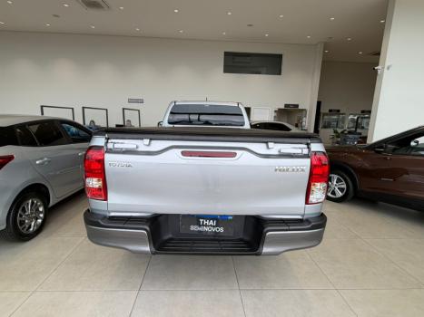 TOYOTA Hilux Caminhonete 2.8 4X4 DIESEL CABINE SIMPLES, Foto 5