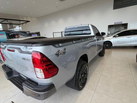 TOYOTA Hilux Caminhonete 2.8 4X4 DIESEL CABINE SIMPLES, Foto 6