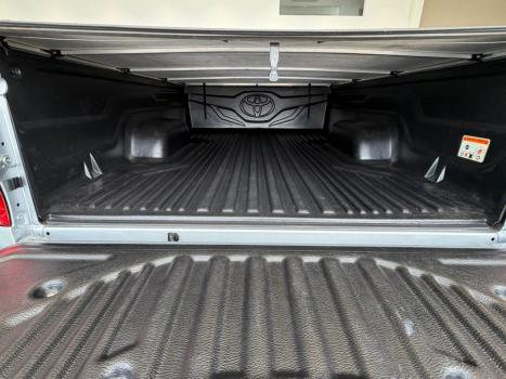 TOYOTA Hilux Caminhonete 2.8 4X4 DIESEL CABINE SIMPLES, Foto 7