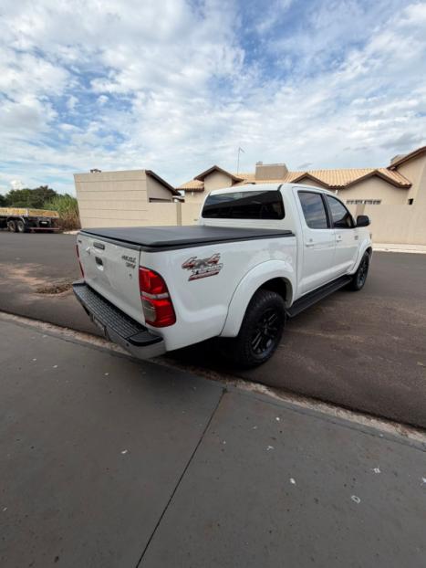 TOYOTA Hilux Caminhonete 3.0 16V 4P 4X4 SRV TURBO DIESEL CABINE DUPLA AUTOM�TICO, Foto 5
