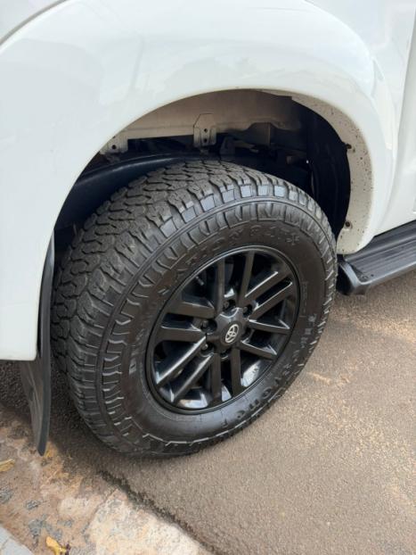 TOYOTA Hilux Caminhonete 3.0 16V 4P 4X4 SRV TURBO DIESEL CABINE DUPLA AUTOM�TICO, Foto 6