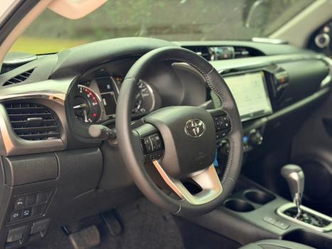 TOYOTA Hilux Caminhonete 2.8 16V 4P SRX DIESEL CABINE DUPLA, Foto 3