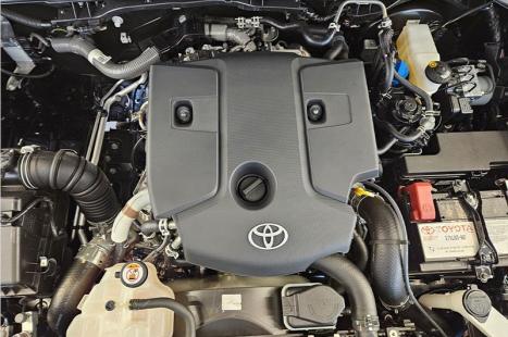 TOYOTA Hilux Caminhonete 2.8 16V SRX 4X4 DIESEL CABINE DUPLA AUTOM�TICO, Foto 11