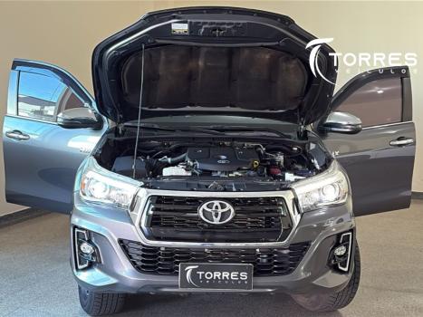 TOYOTA Hilux Caminhonete 2.8 16V  LOW M4FD 4X4 TURBO DIESEL CABINE DUPLA, Foto 4