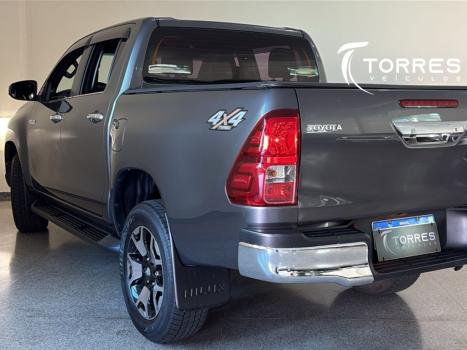 TOYOTA Hilux Caminhonete 2.8 16V  LOW M4FD 4X4 TURBO DIESEL CABINE DUPLA, Foto 5