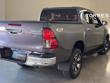 TOYOTA Hilux Caminhonete 2.8 16V  LOW M4FD 4X4 TURBO DIESEL CABINE DUPLA, Foto 6