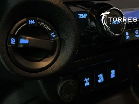 TOYOTA Hilux Caminhonete 2.8 16V  LOW M4FD 4X4 TURBO DIESEL CABINE DUPLA, Foto 11