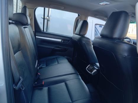 TOYOTA Hilux Caminhonete 2.8 16V SRV 4X4 DIESEL CABINE DUPLA AUTOM�TICO, Foto 7