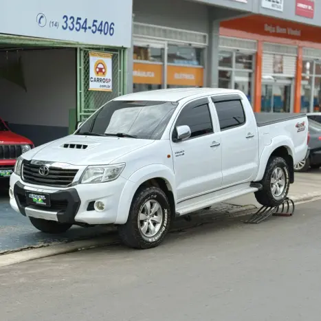 TOYOTA Hilux Caminhonete 3.0 4P 4X4 DIESEL CABINE DUPLA, Foto 2