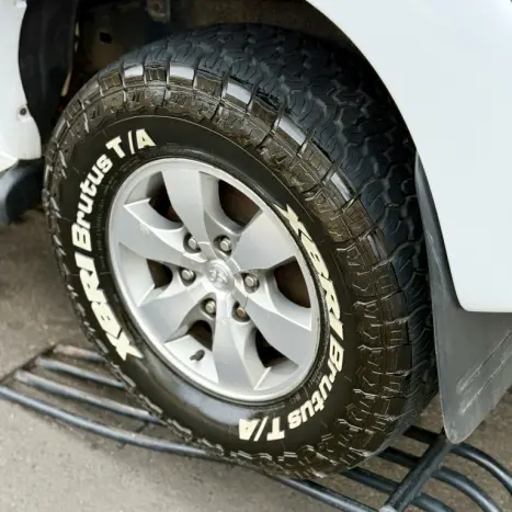 TOYOTA Hilux Caminhonete 3.0 4P 4X4 DIESEL CABINE DUPLA, Foto 13