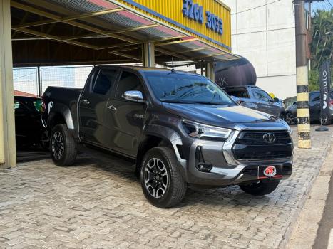 TOYOTA Hilux Caminhonete 2.8 16V SRX PLUS 4X4 TURBO DIESEL CABINE DUPLA AUTOM�TICO, Foto 3