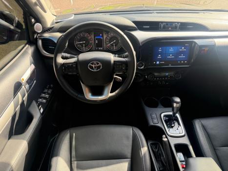 TOYOTA Hilux Caminhonete 2.8 16V SRX PLUS 4X4 TURBO DIESEL CABINE DUPLA AUTOM�TICO, Foto 6