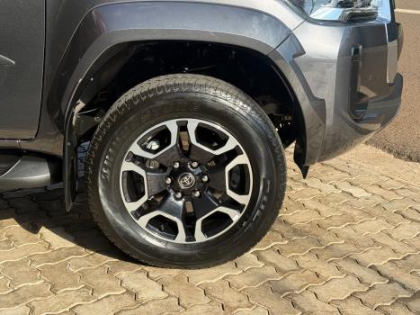 TOYOTA Hilux Caminhonete 2.8 16V SRX PLUS 4X4 TURBO DIESEL CABINE DUPLA AUTOM�TICO, Foto 9
