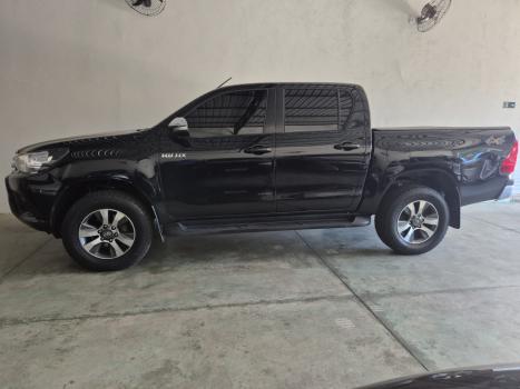 TOYOTA Hilux Caminhonete 2.8 16V SRV 4X4 DIESEL CABINE DUPLA AUTOM�TICO, Foto 1