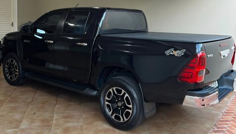 TOYOTA Hilux Caminhonete 2.8 16V SRV 4X4 DIESEL CABINE DUPLA AUTOM�TICO, Foto 2