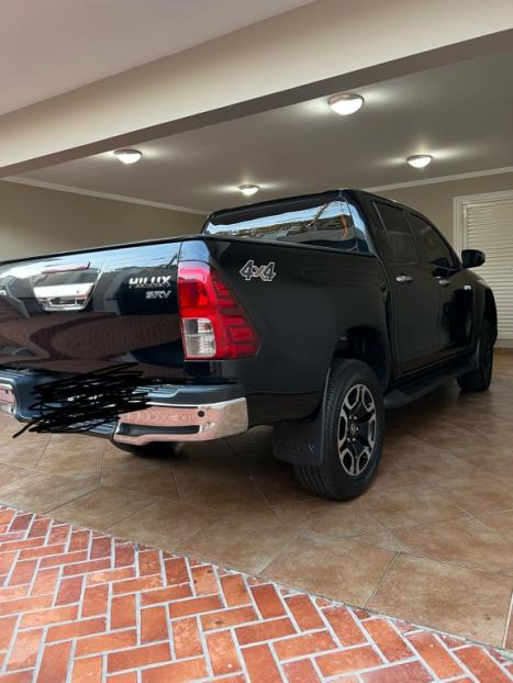 TOYOTA Hilux Caminhonete 2.8 16V SRV 4X4 DIESEL CABINE DUPLA AUTOM�TICO, Foto 5