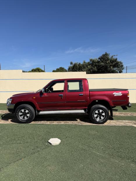 TOYOTA Hilux Caminhonete 3.0 4P SR 4X4 TURBO DIESEL CABINE DUPLA, Foto 7