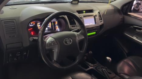 TOYOTA Hilux Caminhonete 3.0 4P 4X4 SRV TURBO DIESEL TOP CABINE DUPLA AUTOM�TICO, Foto 12