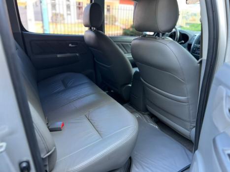 TOYOTA Hilux Caminhonete 3.0 4P 4X4 SRV TURBO DIESEL CABINE DUPLA AUTOM�TICO, Foto 10
