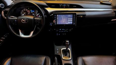TOYOTA Hilux Caminhonete 2.4 4P 4X4 DIESEL CABINE DUPLA, Foto 6