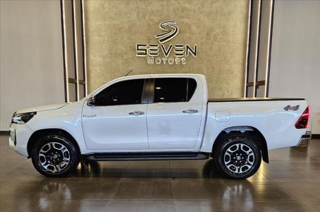 TOYOTA Hilux Caminhonete 2.8 16V SRX 4X4 DIESEL CABINE DUPLA AUTOM�TICO, Foto 2