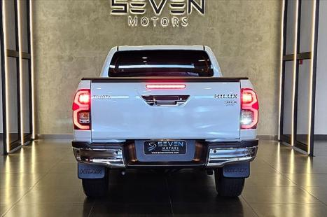 TOYOTA Hilux Caminhonete 2.8 16V SRX 4X4 DIESEL CABINE DUPLA AUTOM�TICO, Foto 4