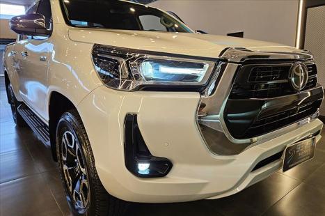 TOYOTA Hilux Caminhonete 2.8 16V SRX 4X4 DIESEL CABINE DUPLA AUTOM�TICO, Foto 10