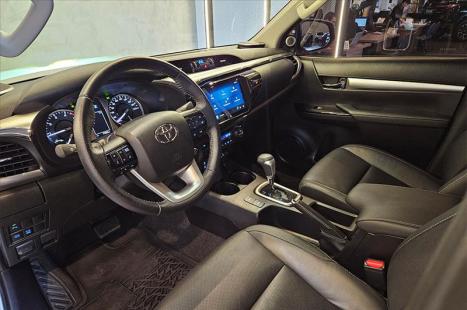 TOYOTA Hilux Caminhonete 2.8 16V SRX 4X4 DIESEL CABINE DUPLA AUTOM�TICO, Foto 13